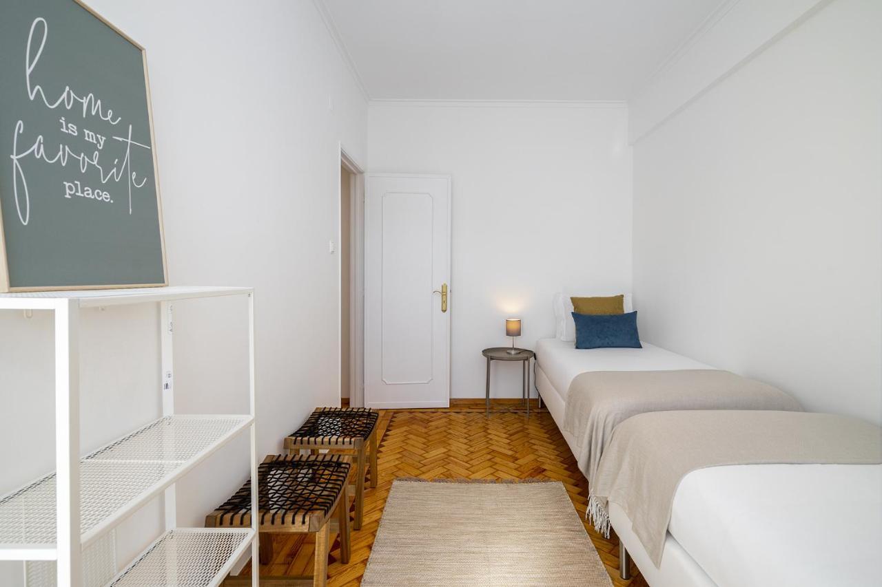 Whome Peaceful River Views In Alges Perfect For Families Bagian luar foto